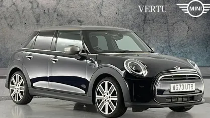 Used Mini Cooper Exclusive 136 HP (100 kW) 2024 Black Hatchback