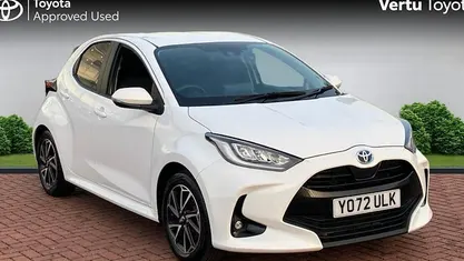 Used Toyota Yaris Hybrid Design 116 HP (85 kW) 2025 Hatchback