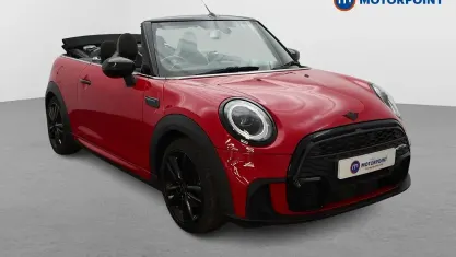 Usado Mini Cooper Cabriolet Sport 136 HP (100 kW) 2021 Vermelho Cabrios