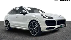 White Used 2023 Porsche Cayenne Platinum Edition SUV | £66,000 (Fair price)