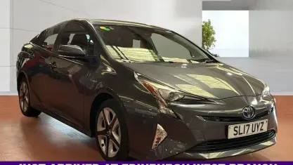 Used Toyota Prius Business Edition 122 HP (89 kW) 2019 Hatchback