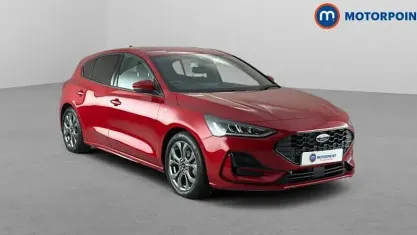 Used Ford Focus ST-Line 155 HP (114 kW) 2024 Red Hatchback