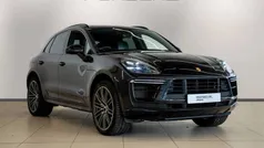 Jet black metallic Used 2019 Porsche Macan Turbo SUV | £51,490 (Expensive)