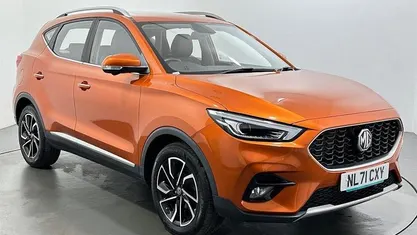 Used MG ZS Exclusive 111 HP (81 kW) 2024 Hatchback