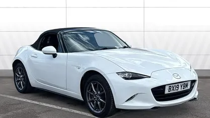 Used Mazda MX5 132 HP (97 kW) 2019 White Cabriolet