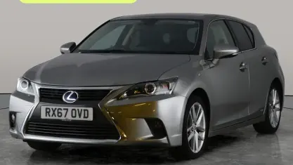 Begagnad Lexus CT200h 136 HK (100 kW) 2017 Silver Halvkombi