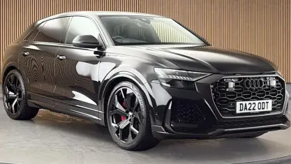 Used Audi Q8 Comfort 600 HP (441 kW) 2022 Black SUV
