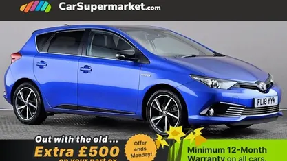 Used Toyota Auris Hybrid Design 136 HP (100 kW) 2018 Hatchback