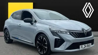 Begagnad Renault Clio V Techno 90 HK (66 kW) 2024 Grå Halvkombi