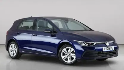Used VW Golf VIII Life 150 HP (110 kW) 2023 Hatchback