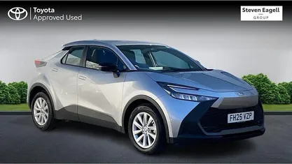 Used Toyota C-HR 140 HP (102 kW) 2026 SUV