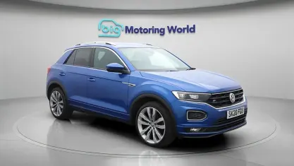 Usado VW T-Roc R-line 150 HP (110 kW) 2020 Azul SUV