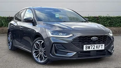 Used Ford Focus ST-Line X 125 HP (91 kW) 2023 Grey Hatchback