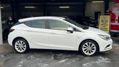 White Used 2016 Vauxhall Astra Hatchback | £5,995 (Fair price)