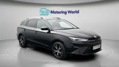 Used MG MG5 EV Trophy 114 kW (156 HP) 2022 Black Estate