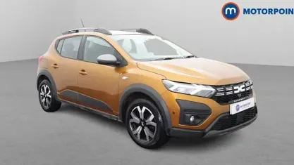 Usado Dacia Sandero Journey 91 HP (66 kW) 2022 Laranja Citadino