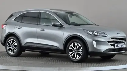 Used Ford Kuga Titanium 150 HP (110 kW) 2023 Silver SUV
