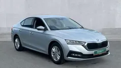 White Used 2023 Skoda Octavia SE Hatchback | £18,480 (Fair price)