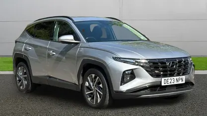 Usado Hyundai Tucson Premium 180 CV (132 kW) 2023 Plateado SUV