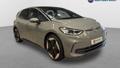 Usado VW ID.3 Pro 150 kW (204 CV) 2024 Gris Utilitario