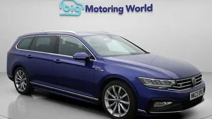 Used VW Passat R-line 150 HP (110 kW) 2023 Blue Estate