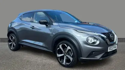 Used Nissan Juke Tekna 114 HP (83 kW) 2022 Grey SUV