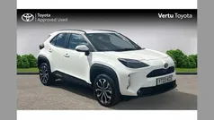 White Used 2023 Toyota Yaris Cross Design SUV | £21,990 (Fair price)