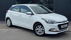 White Used 2017 Hyundai i20 SE Hatchback | £9,795 (Fair price)