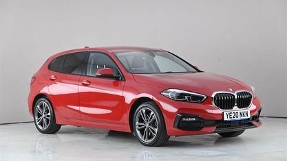 Używany BMW 118 Sport Line 140 KM (102 kW) 2020 Czerwony Hatchback
