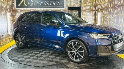 Used Audi Q7 Black Edition 286 HP (210 kW) 2020 Blue SUV