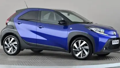 Used Toyota Aygo X 72 HP (52 kW) 2024 Blue SUV
