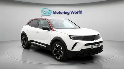 Used Vauxhall Mokka SRi 100 kW (136 HP) 2022 White SUV