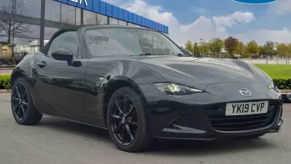 Używany Mazda MX5 184 KM (135 kW) 2019 Czarny Kabriolet