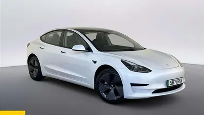 Used Tesla Model 3 Standard Range 180 kW (245 HP) 2021 White Sedan