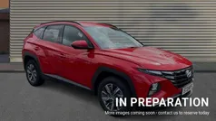 Engine red Used 2021 Hyundai Tucson SE SUV | £20,982 (Good price)