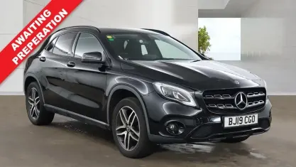 Used Mercedes GLA180 Urban 122 HP (89 kW) 2019 Black SUV