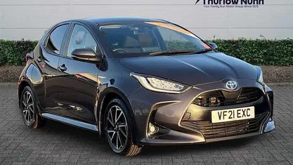 Used 2025 Toyota Yaris Hybrid Design Hatchback | £13,618 (Super price)
