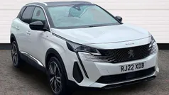 White Used 2022 Peugeot 3008 Premium SUV | £19,990 (Fair price)