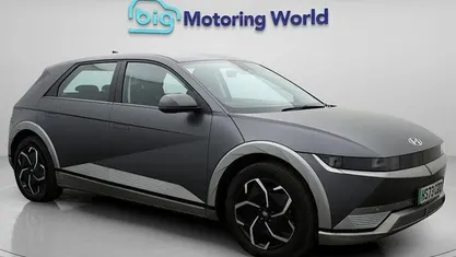 Used Hyundai Ioniq Premium 125 kW (170 HP) 2024 Hatchback