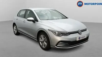 Used VW Golf VIII Life 150 HP (110 kW) 2022 Silver Hatchback