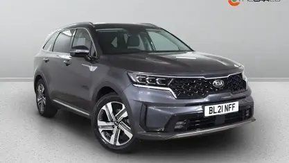 Used Kia Sorento 230 HP (169 kW) 2021 Grey SUV