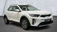 White Used 2021 Kia Stonic 2 SUV | £12,500 (Fair price)