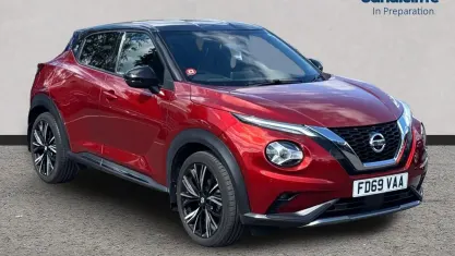 Używany Nissan Juke Tekna+ 117 KM (86 kW) 2019 Czerwony SUV