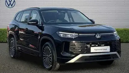 Used VW Tayron Life 150 HP (110 kW) 2025 Grenadilla black SUV