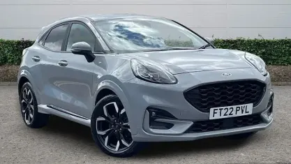Begagnad Ford Puma ST-Line X 155 HK (114 kW) 2022 Grå SUV