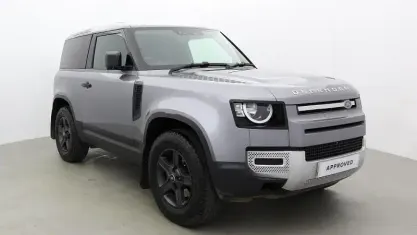 Used Land Rover Defender SE 200 HP (147 kW) 2021 SUV