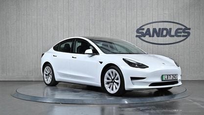 Usado Tesla Model 3 Standard Range 208 kW (283 HP) 2021 Branco Sedan