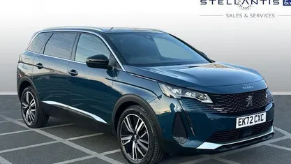 Used Peugeot 5008 Premium 131 HP (96 kW) 2022 SUV