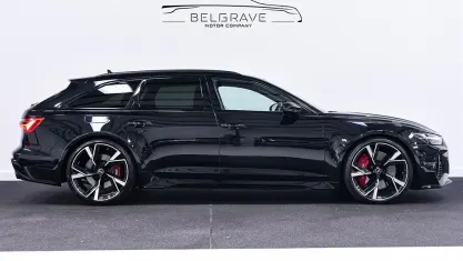 Begagnad Audi RS6 Comfort 600 HK (441 kW) 2022 Svart Kombi