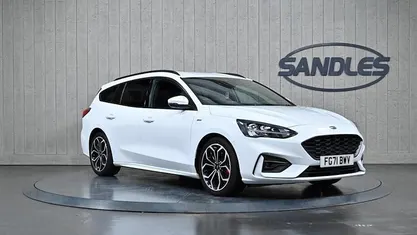 Used 2020 Ford Focus ST-Line X Estate | £13,199 (Fair price)